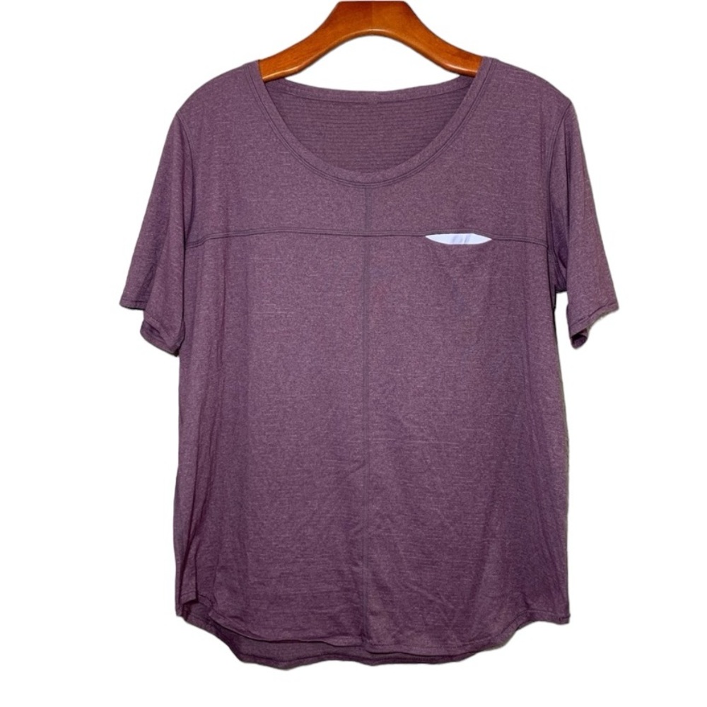 Lightweight Lulu Run Away tee with subtle stripe and reflective pocket